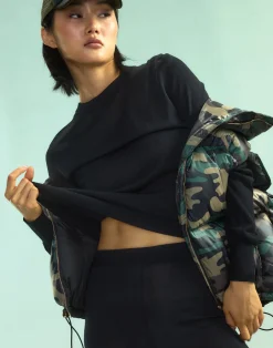 Outlet Cynthia Rowley Aspen Crewneck Knit Top BLACK