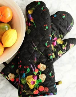 New Cynthia Rowley CR x Kit Quilted Oven Mitt BLACK